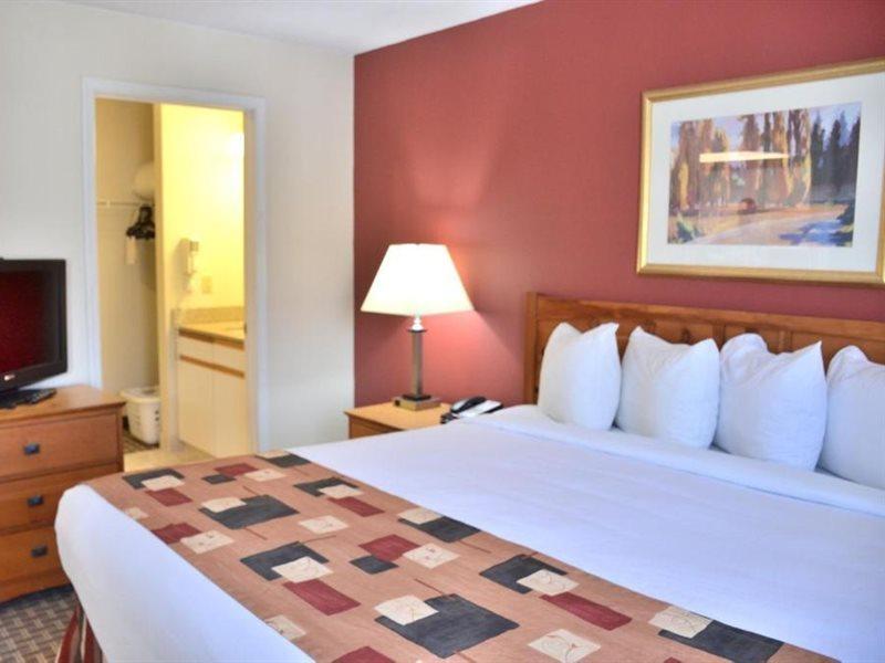 Cresthill Suites Syracuse East Syracuse Eksteriør billede